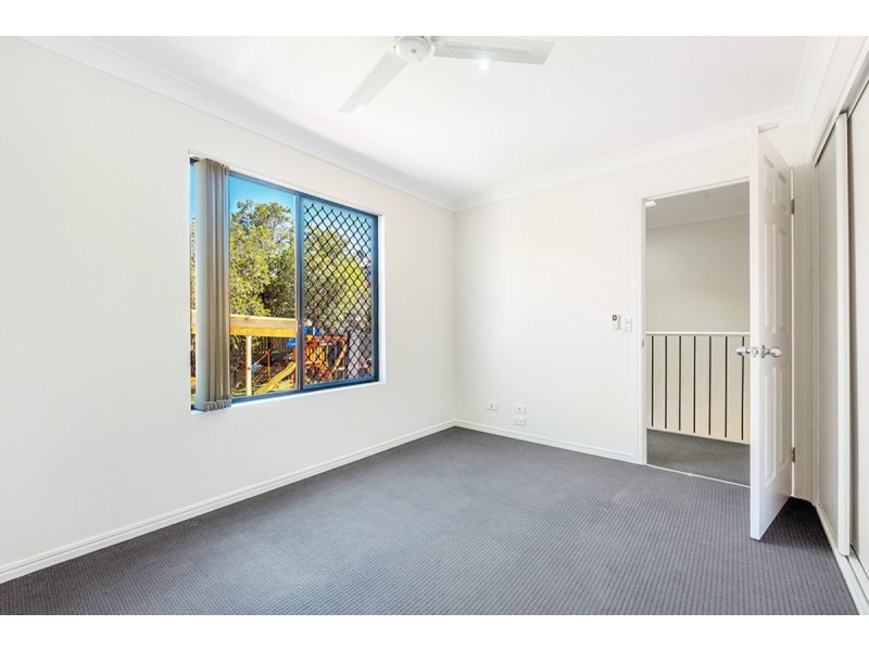 4/9 Magenta Drive, Varsity Lakes QLD 4227