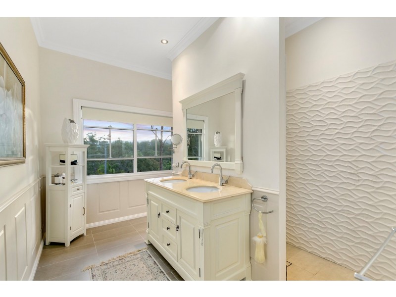 1 Carole Drive, Nerang QLD 4211