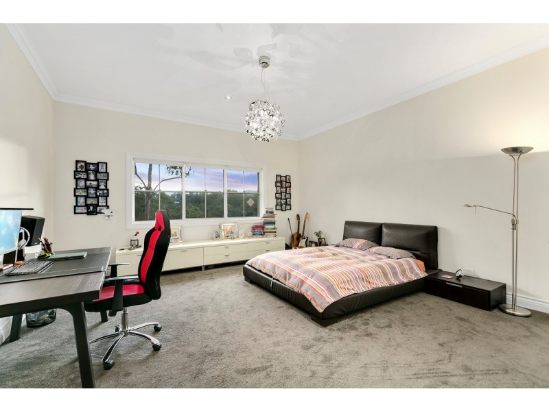 1 Carole Drive, Nerang QLD 4211