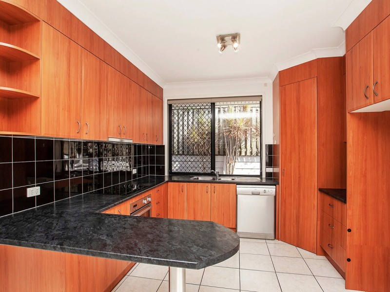 60 Bayswater Avenue, Varsity Lakes QLD 4227