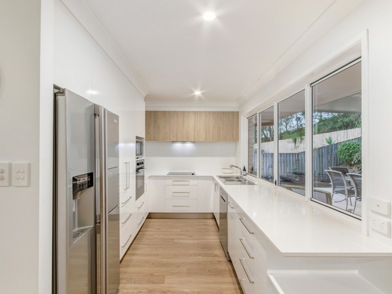 10 Victory Drive, Mudgeeraba QLD 4213