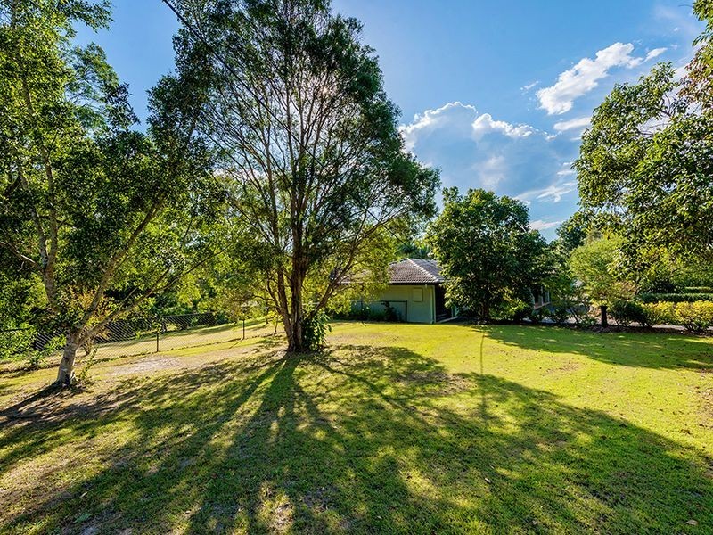 3 Natan Road, Mudgeeraba QLD 4213