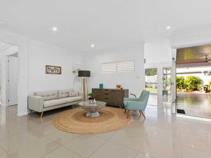 17 Stone Creek Drive, Upper Coomera QLD 4209