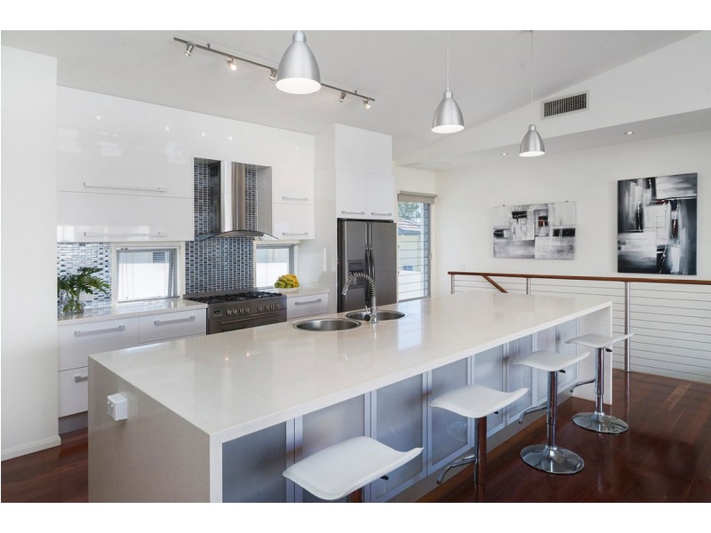 12 Corvus Way, Robina QLD 4226