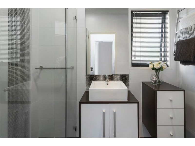 12 Corvus Way, Robina QLD 4226