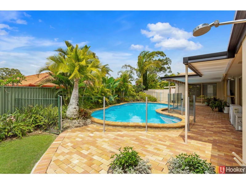 24 Killarney Avenue, Robina QLD 4226