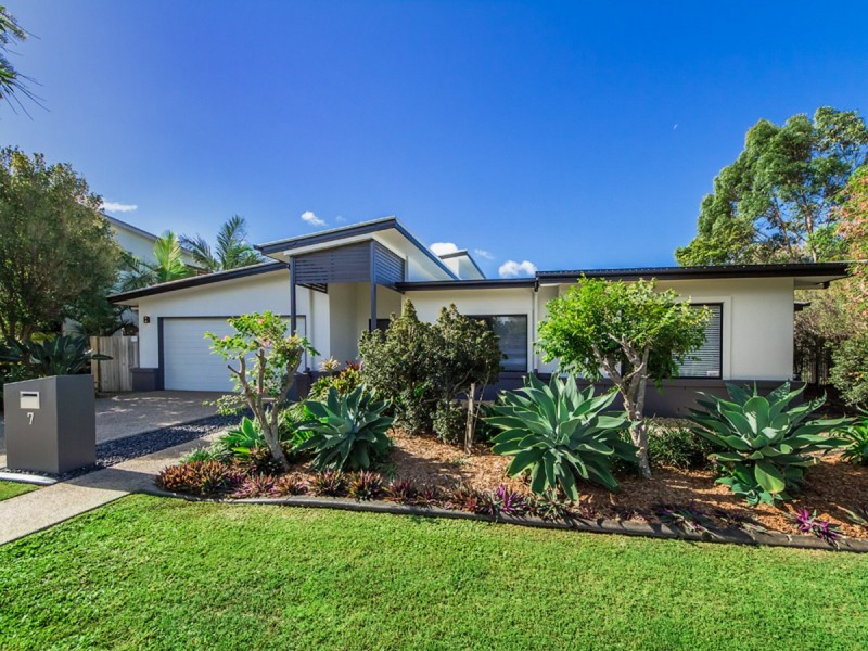 7 Barton Street, Reedy Creek QLD 4227