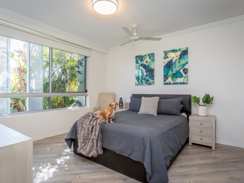 10/1 Lakefront Crescent, Varsity Lakes QLD 4227