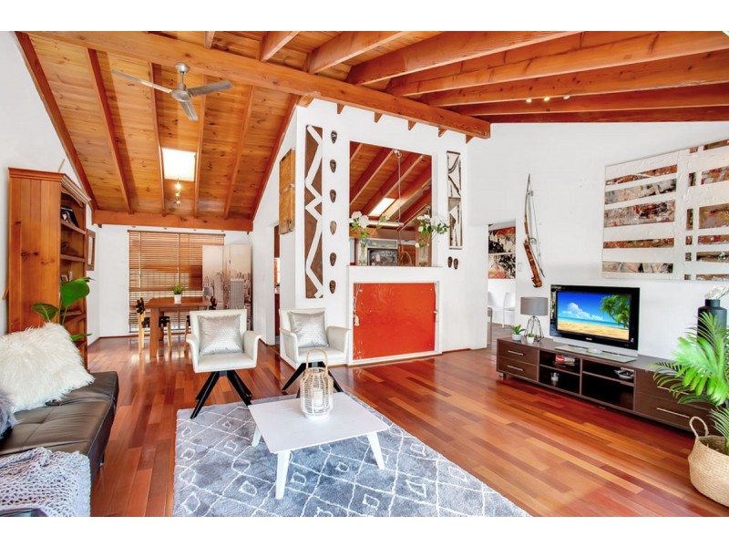 134 Christine Avenue, Burleigh Waters QLD 4220