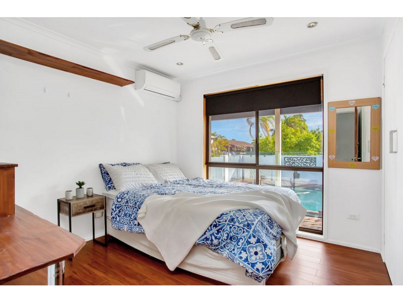 134 Christine Avenue, Burleigh Waters QLD 4220