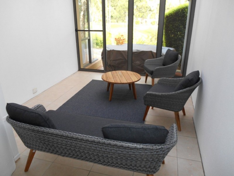 142/125 Santa Cruz Boulevard, Clear Island Waters QLD 4226