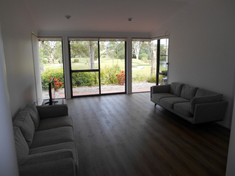 142/125 Santa Cruz Boulevard, Clear Island Waters QLD 4226