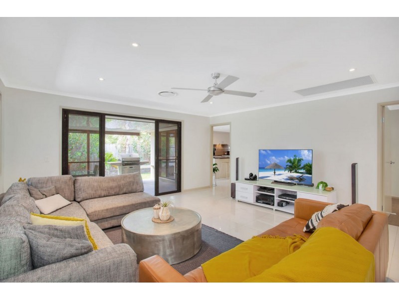 69 Wyangan Valley Way, Mudgeeraba QLD 4213