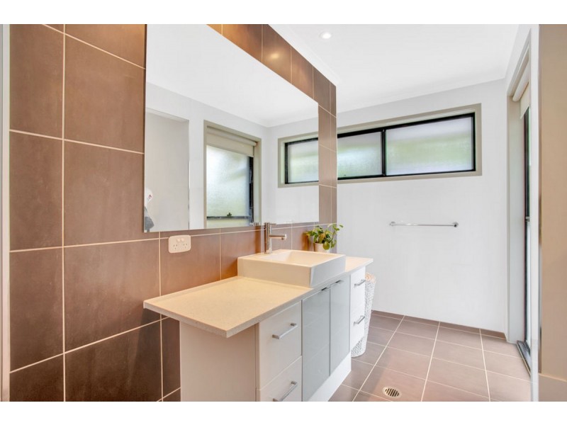 69 Wyangan Valley Way, Mudgeeraba QLD 4213