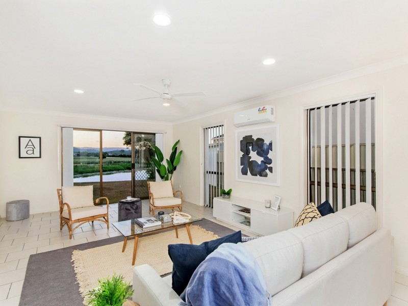 50 Peach Drive, Robina QLD 4226