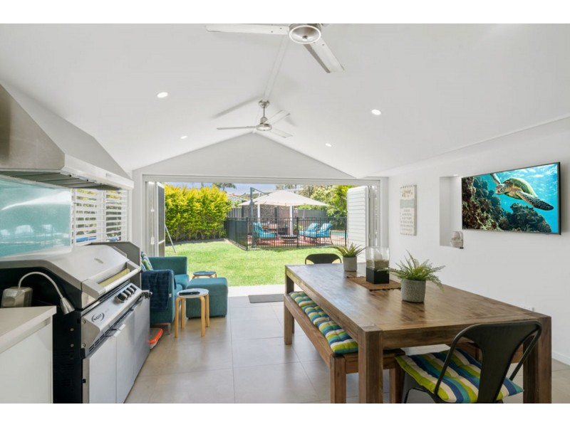 11 Largo Place, Varsity Lakes QLD 4227