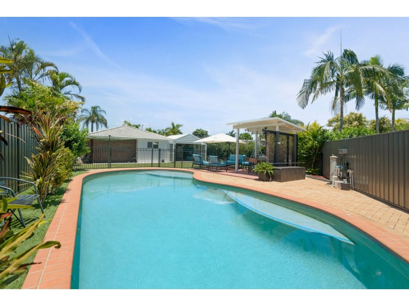 11 Largo Place, Varsity Lakes QLD 4227