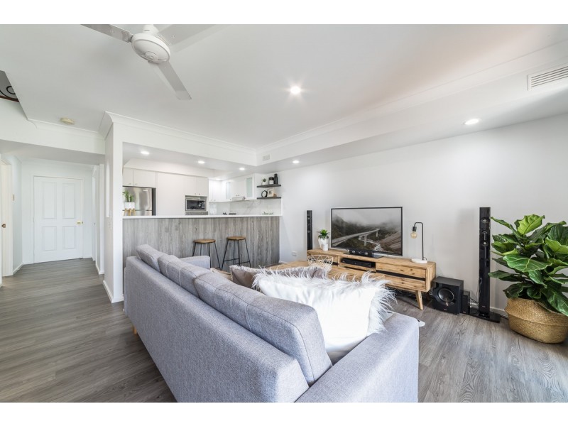 2302/22-34 Glenside Drive, Robina QLD 4226