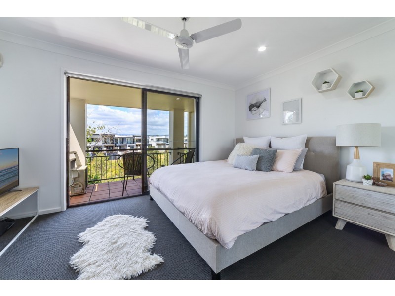 2302/22-34 Glenside Drive, Robina QLD 4226