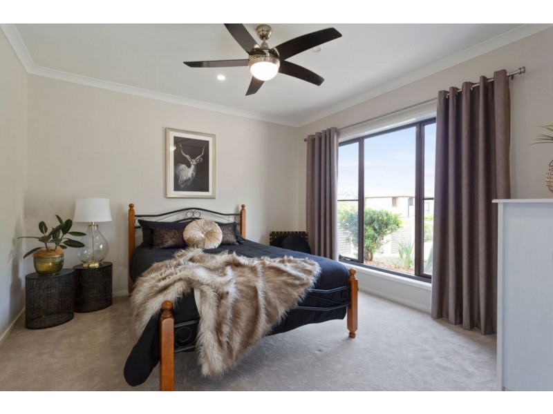 22 The Links, Robina QLD 4226