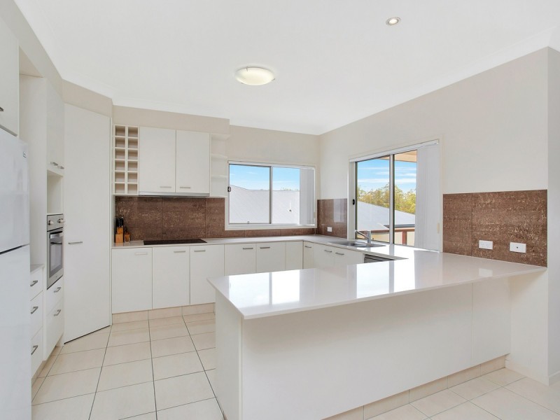 26 Snowwood Street, Reedy Creek QLD 4227