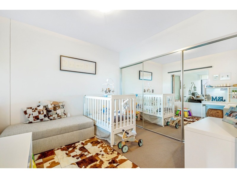 1720/397 Christine Avenue, Varsity Lakes QLD 4227