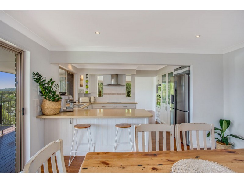 23 Jarrahdale Drive, Elanora QLD 4221