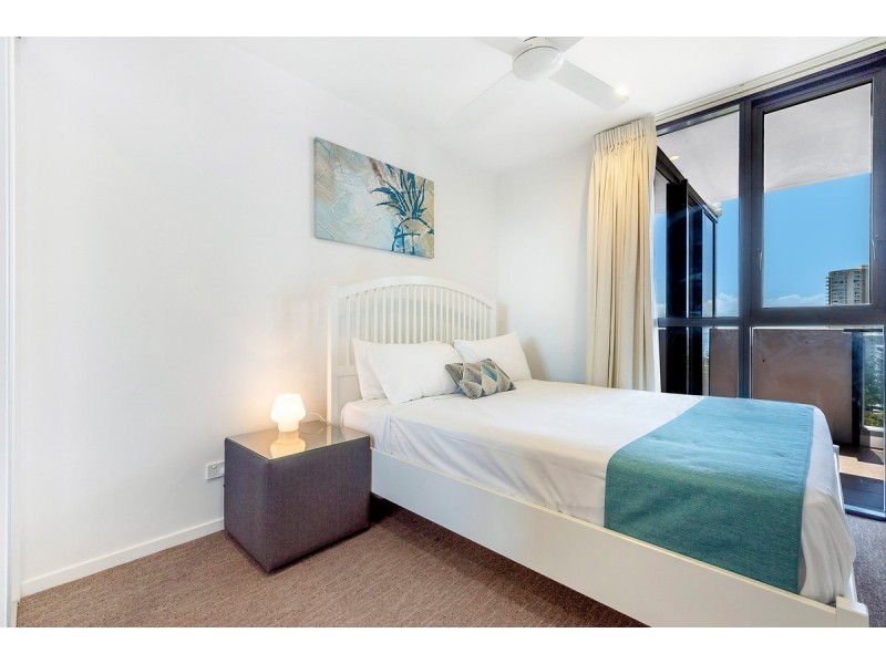 63/2729-2733 Gold Coast Highway, Broadbeach QLD 4218