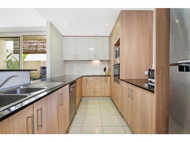 300 Easthill Drive, Robina QLD 4226