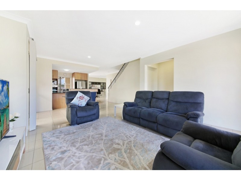 300 Easthill Drive, Robina QLD 4226