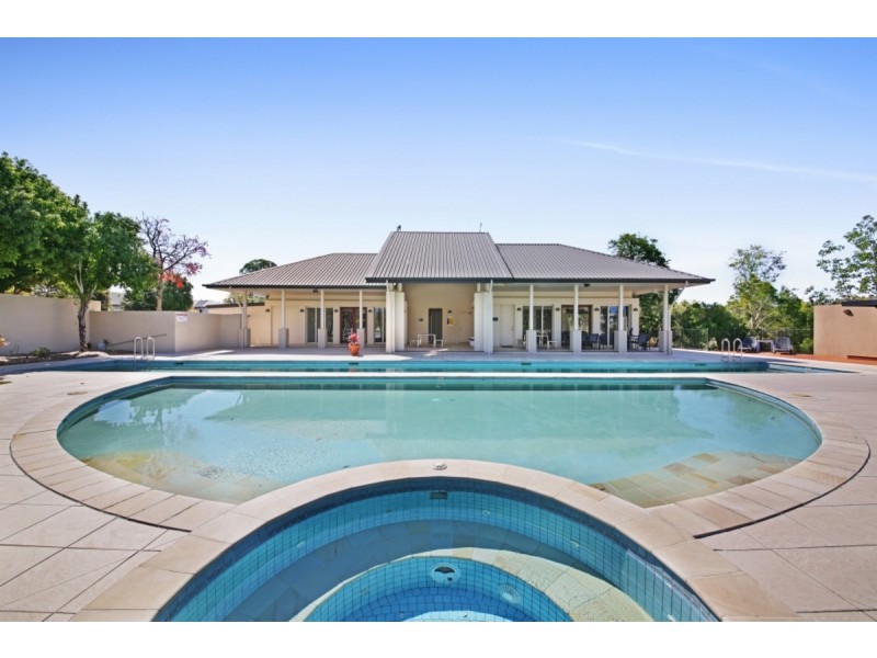 300 Easthill Drive, Robina QLD 4226