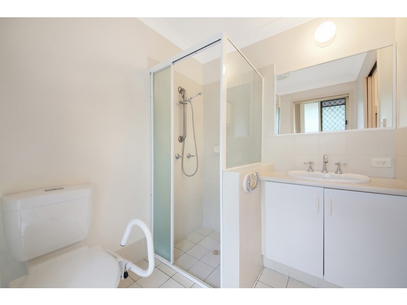 11 Bothwell Street, Robina QLD 4226