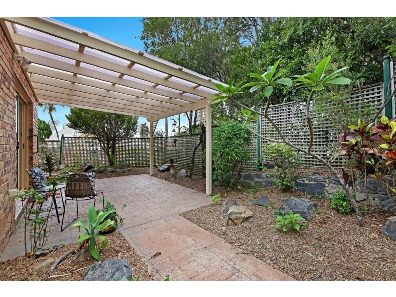 11 Bothwell Street, Robina QLD 4226