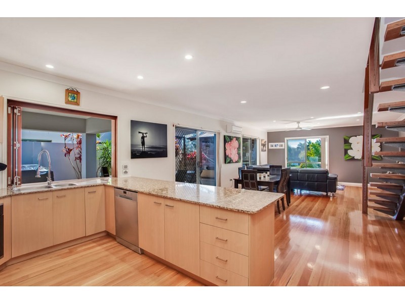 72 Harrier Drive, Burleigh Waters QLD 4220