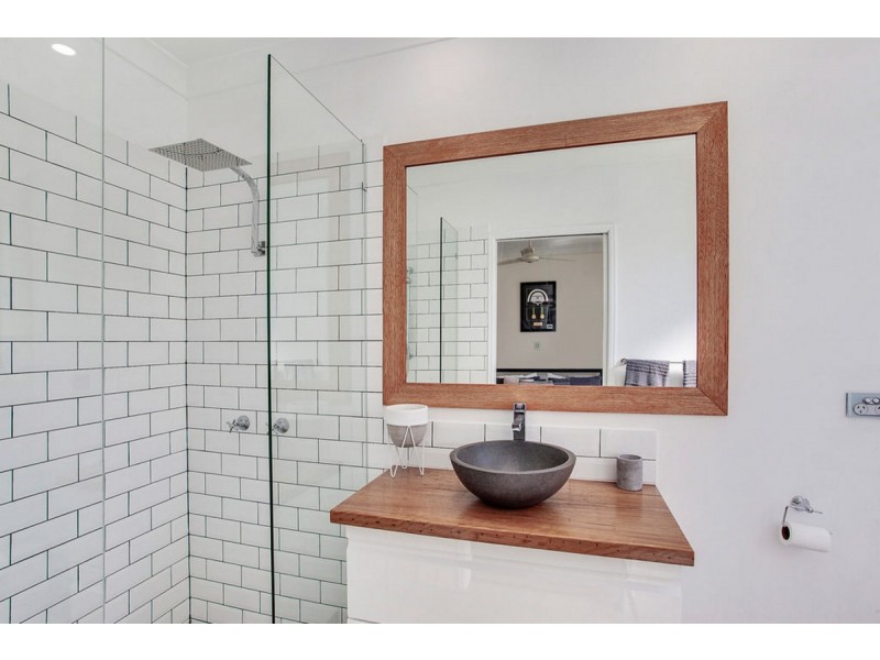 72 Harrier Drive, Burleigh Waters QLD 4220