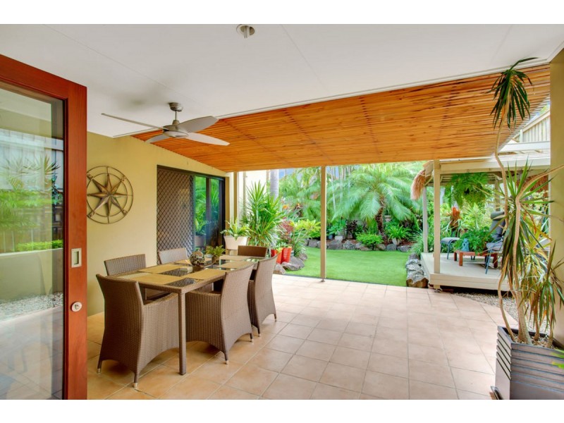 43 Hillridge Crescent, Varsity Lakes QLD 4227