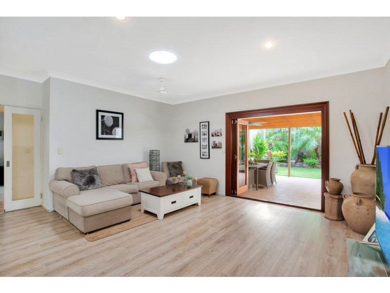 43 Hillridge Crescent, Varsity Lakes QLD 4227