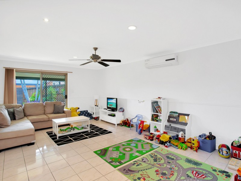64 Thorngate Drive, Robina QLD 4226