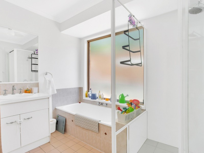 64 Thorngate Drive, Robina QLD 4226