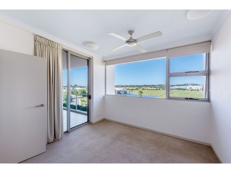 232/129 Laver Drive, Robina QLD 4226