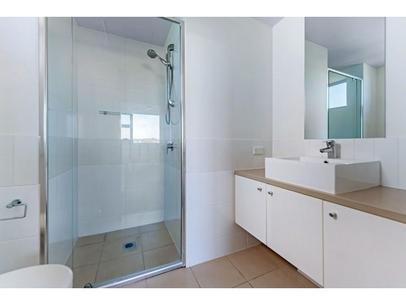 232/129 Laver Drive, Robina QLD 4226