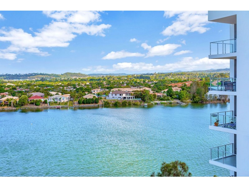 273/33 Lakefront Crescent, Varsity Lakes QLD 4227