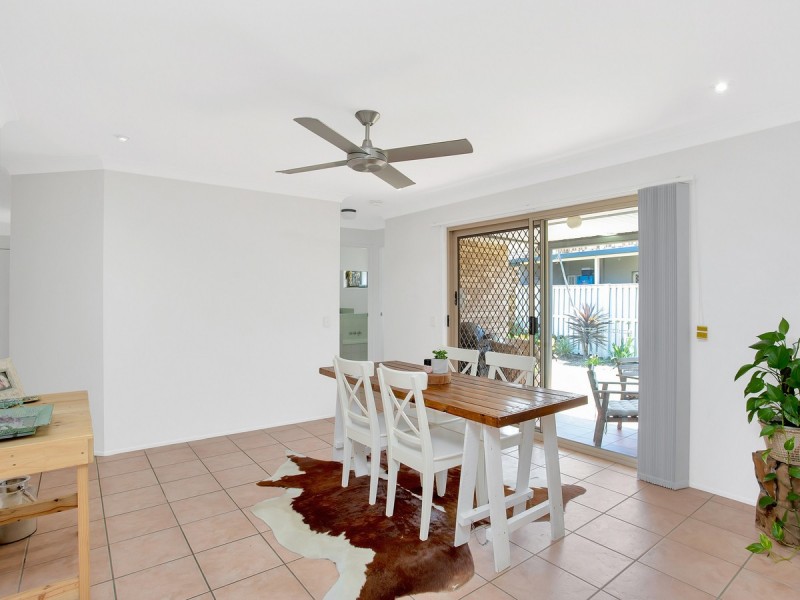 7 Summerwine Street, Burleigh Waters QLD 4220