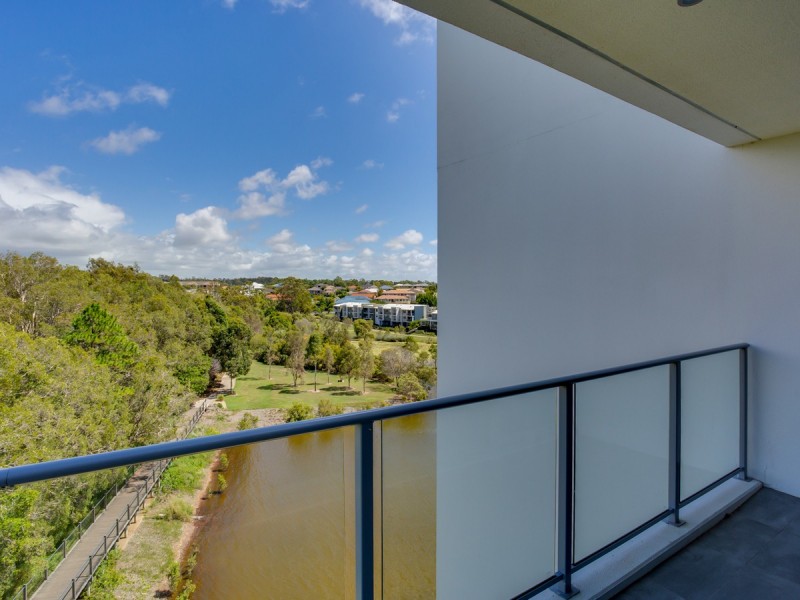 1514/397 Christine Avenue, Varsity Lakes QLD 4227