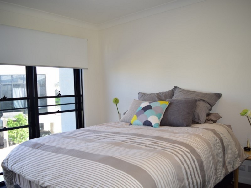 15 Peninsula Drive, Robina QLD 4226