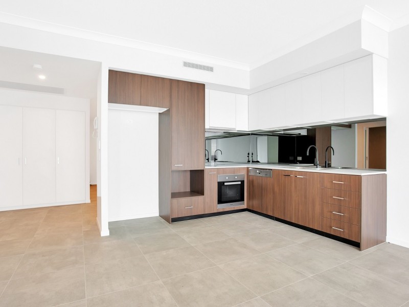 3102/397 Christine Avenue, Varsity Lakes QLD 4227