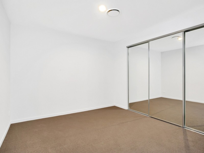 3102/397 Christine Avenue, Varsity Lakes QLD 4227