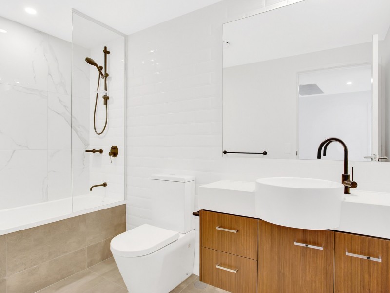 3102/397 Christine Avenue, Varsity Lakes QLD 4227