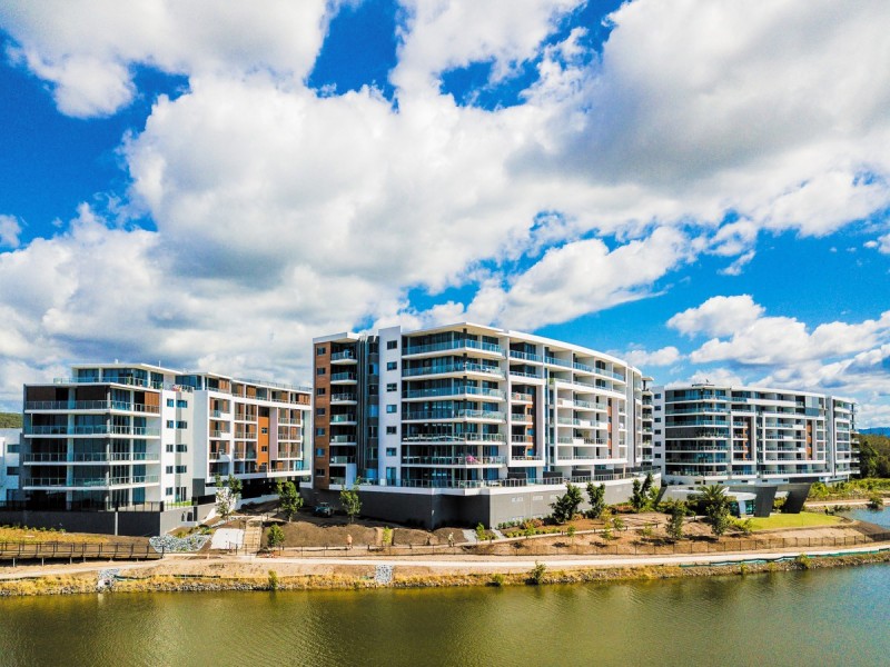 3102/397 Christine Avenue, Varsity Lakes QLD 4227