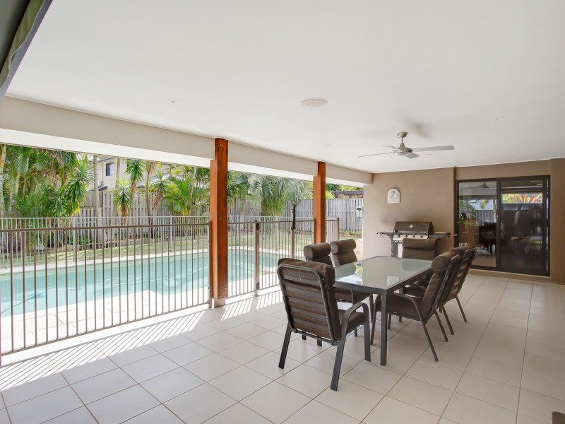 67 Observatory Drive, Reedy Creek QLD 4227